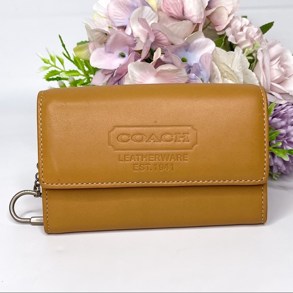 Coach Handbags - Coach Leatherware Tan Leather Wallet Excellent Condition